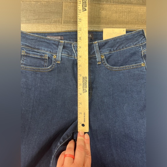 NYDJ Marilyn Straight Blue Jeans - Picture 4 of 8